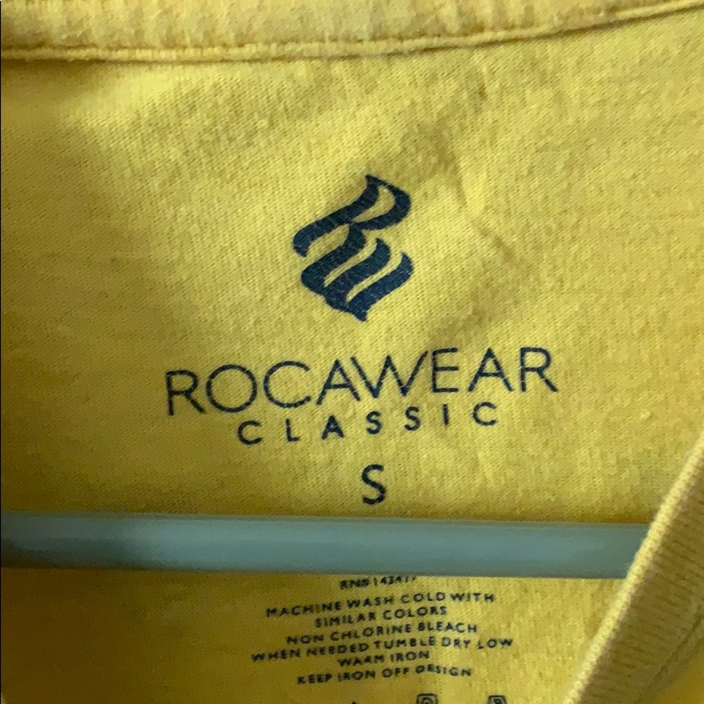 Clothing - Picture 3 of 3